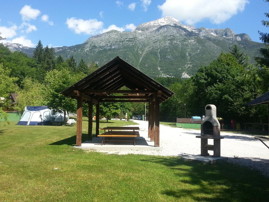 Camping Vodenca Hotel Bovec Buitenkant foto